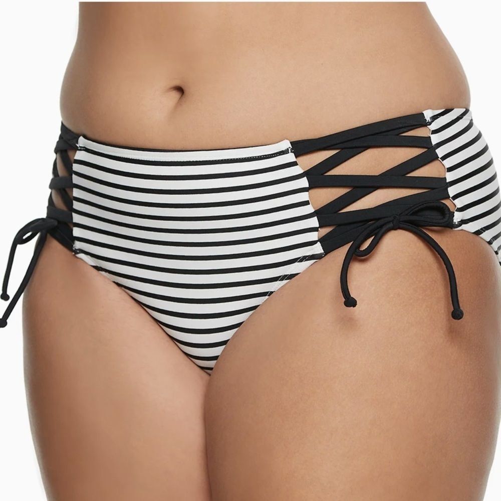 NWT • SO Summertime Stripe Hipster Swim Bikini Bottoms • size Small